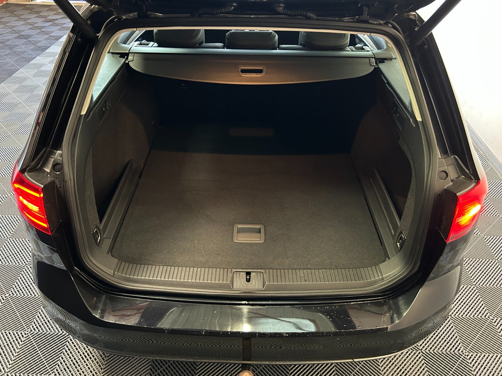 undefined VW Passat fra 2016