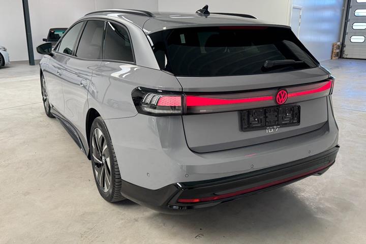 Grå VW ID.7 fra 2025