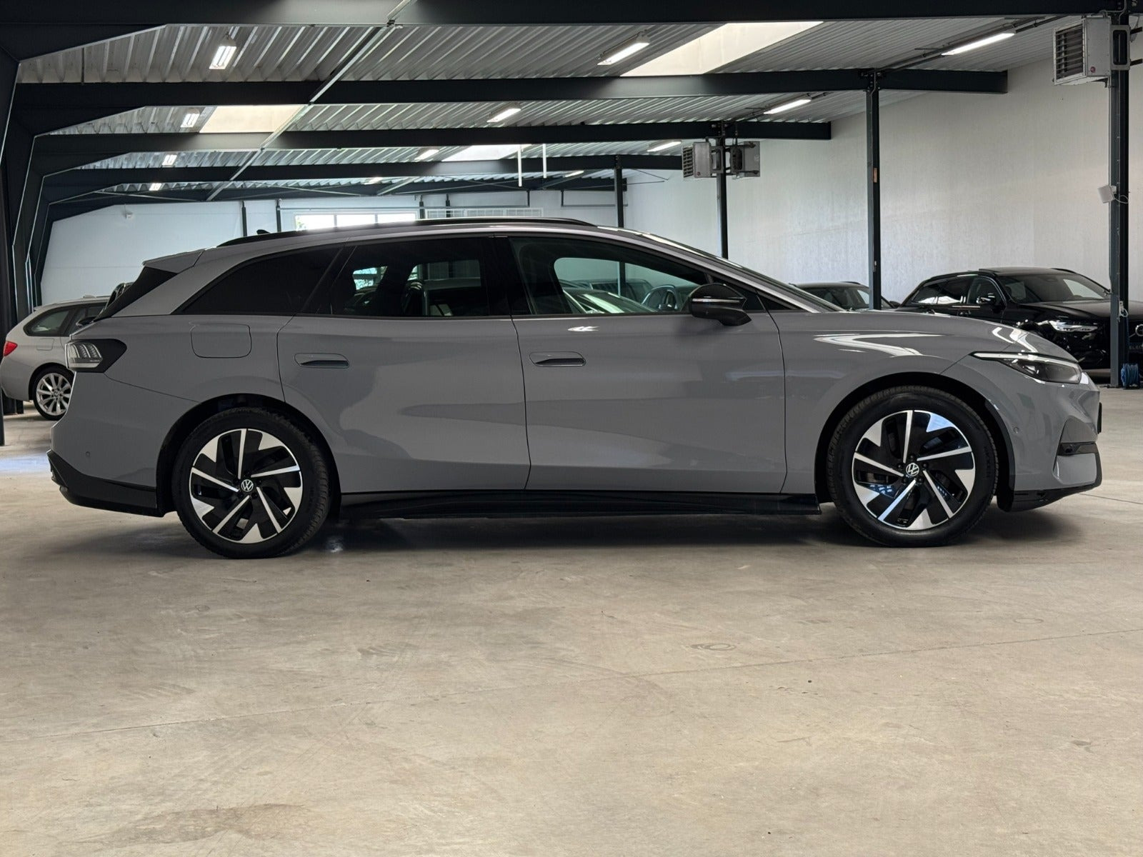 Grå VW ID.7 fra 2025