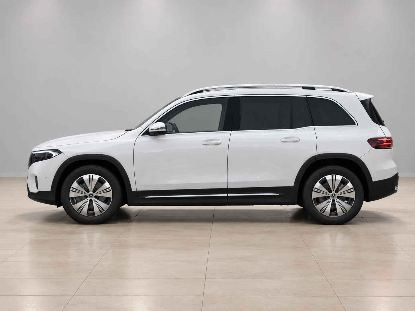 Hvid Mercedes EQB250+ fra 2025