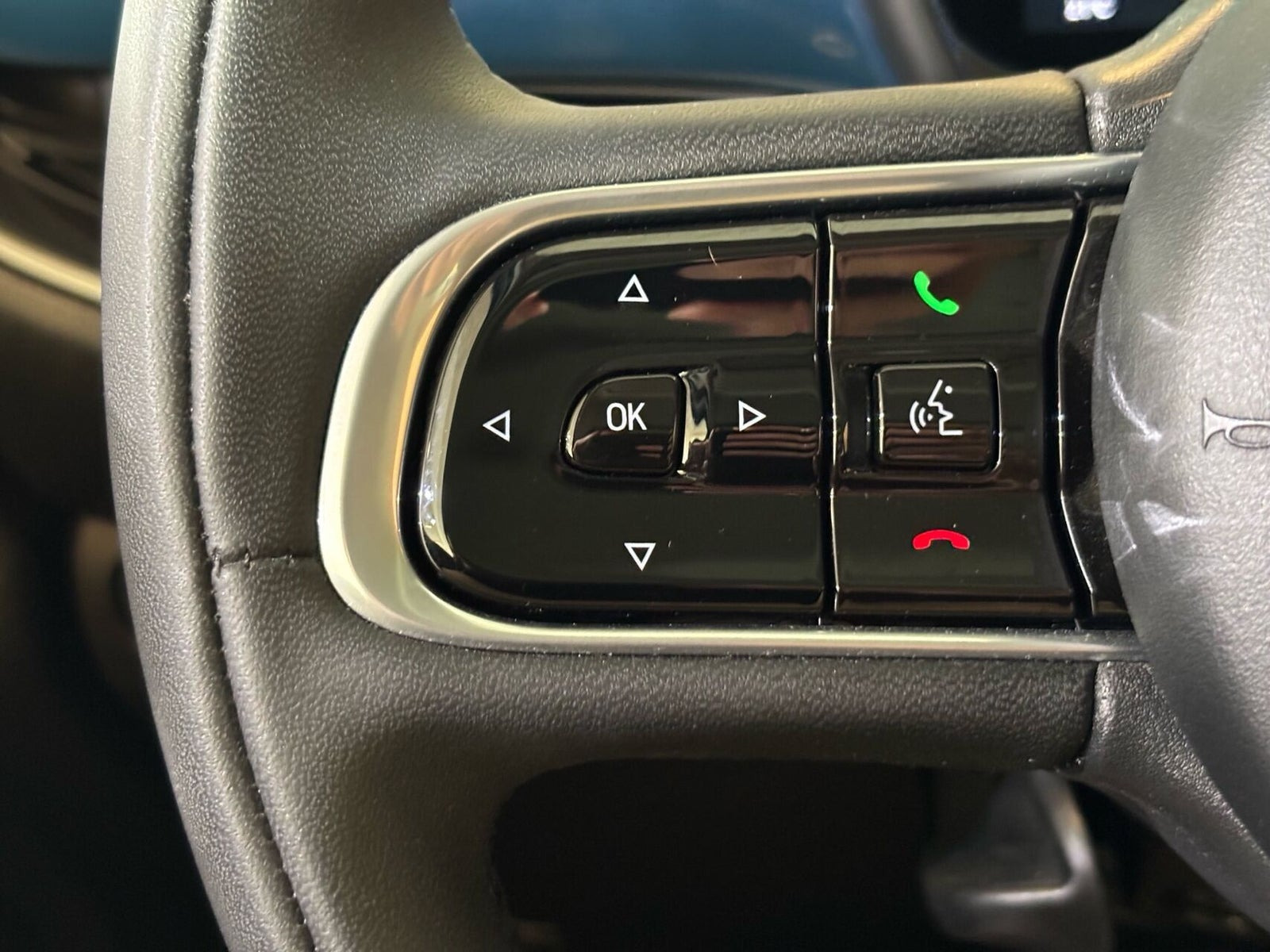 Blå Fiat 500e fra 2022