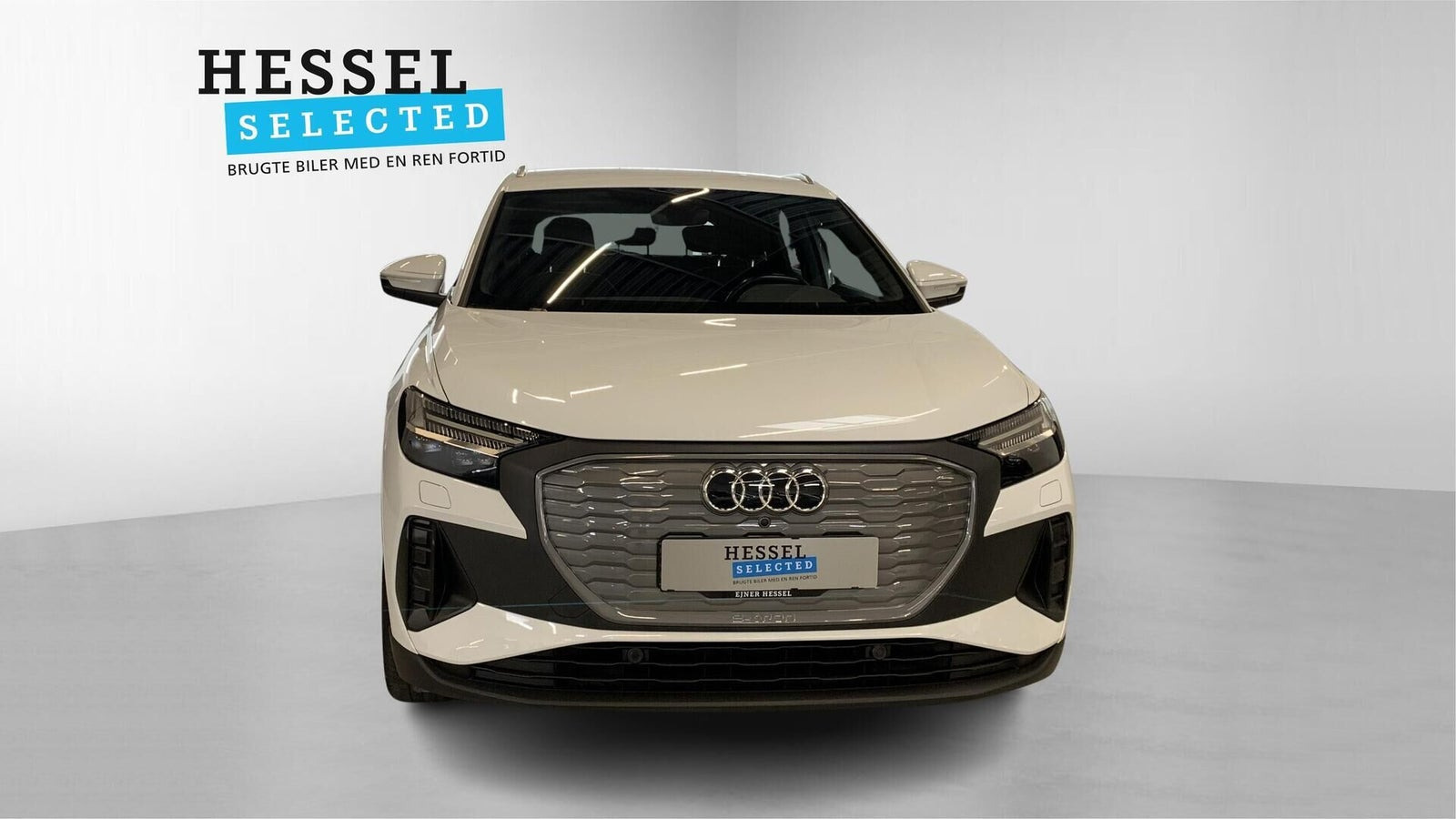 Hvid Audi Q4 e-tron fra 2023