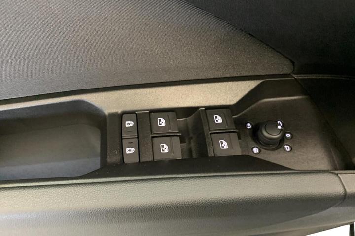Hvid Audi Q4 e-tron fra 2023