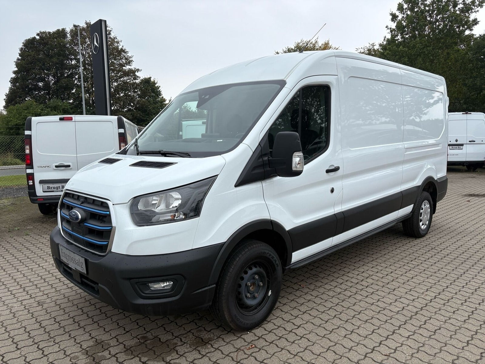 Ford E-Transit 350 L2 Van 68 Trend H2 RWD