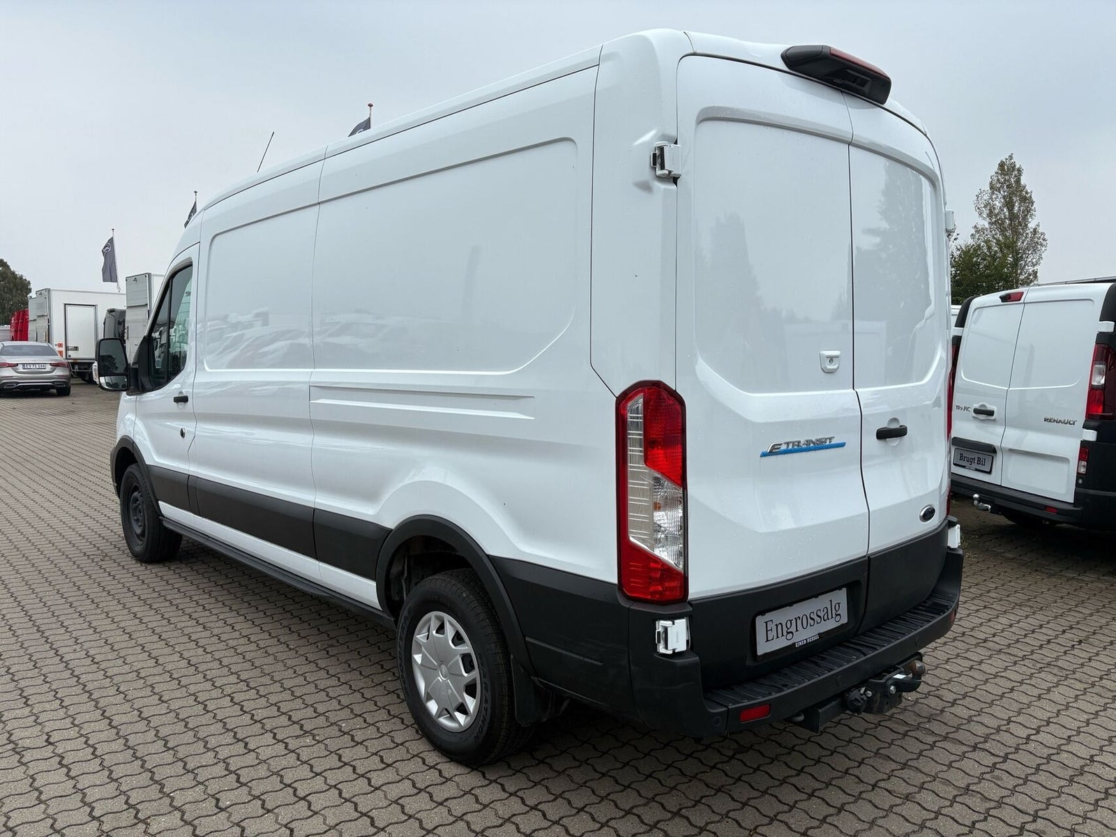 Hvid Ford E-Transit 350 L2 Van fra 2022