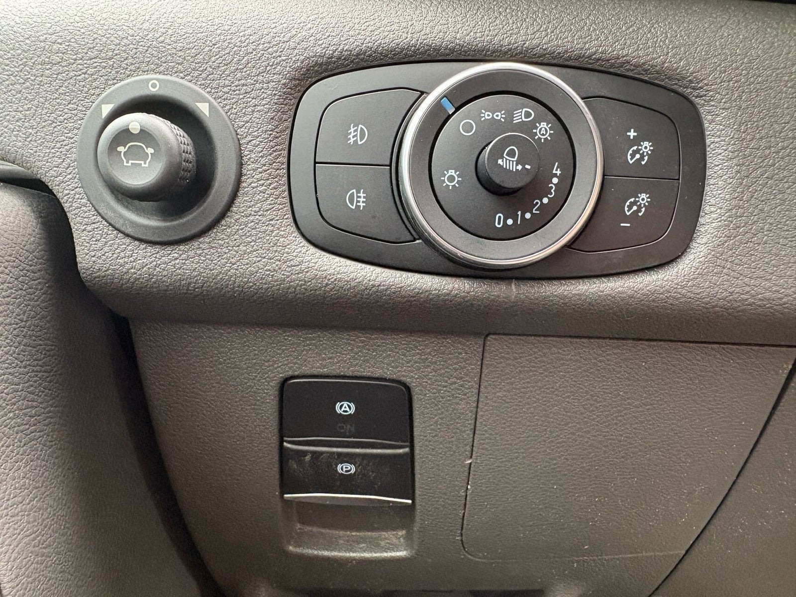 Hvid Ford E-Transit 350 L2 Van fra 2022