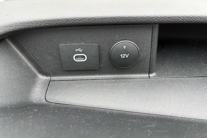 Hvid Ford E-Transit 350 L2 Van fra 2022
