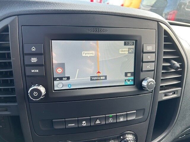 Sølv Mercedes Vito 114 fra 2019