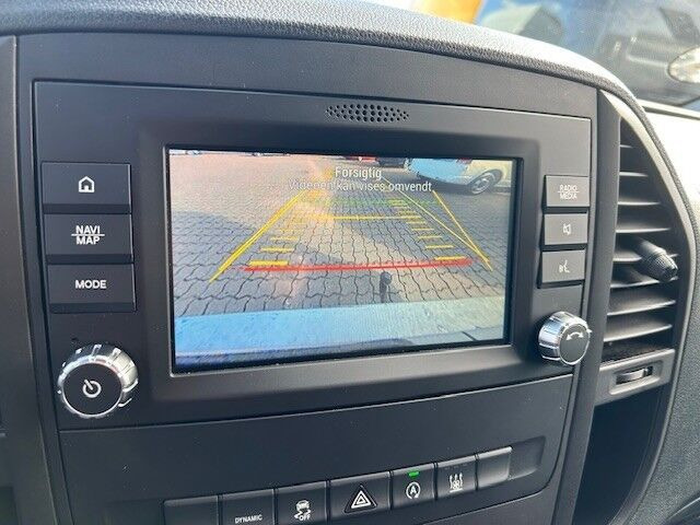 Sølv Mercedes Vito 114 fra 2019