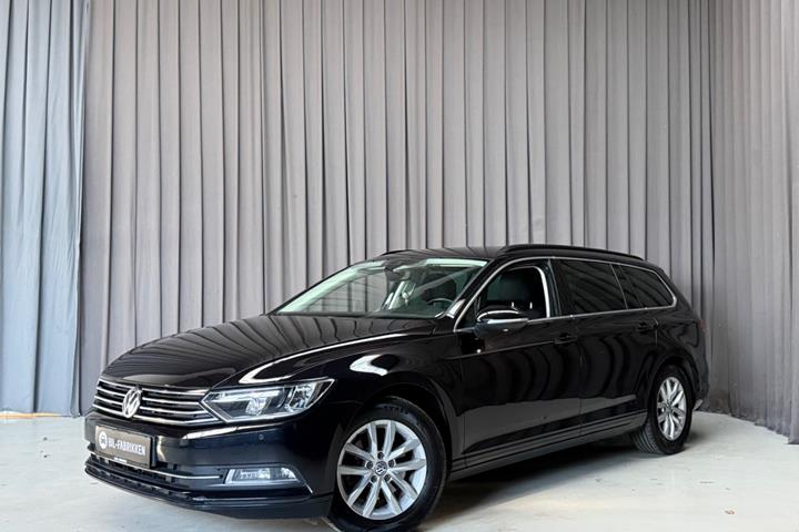 Sort VW Passat fra 2018