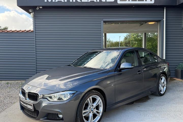 Grå BMW 320i fra 2019 set udefra