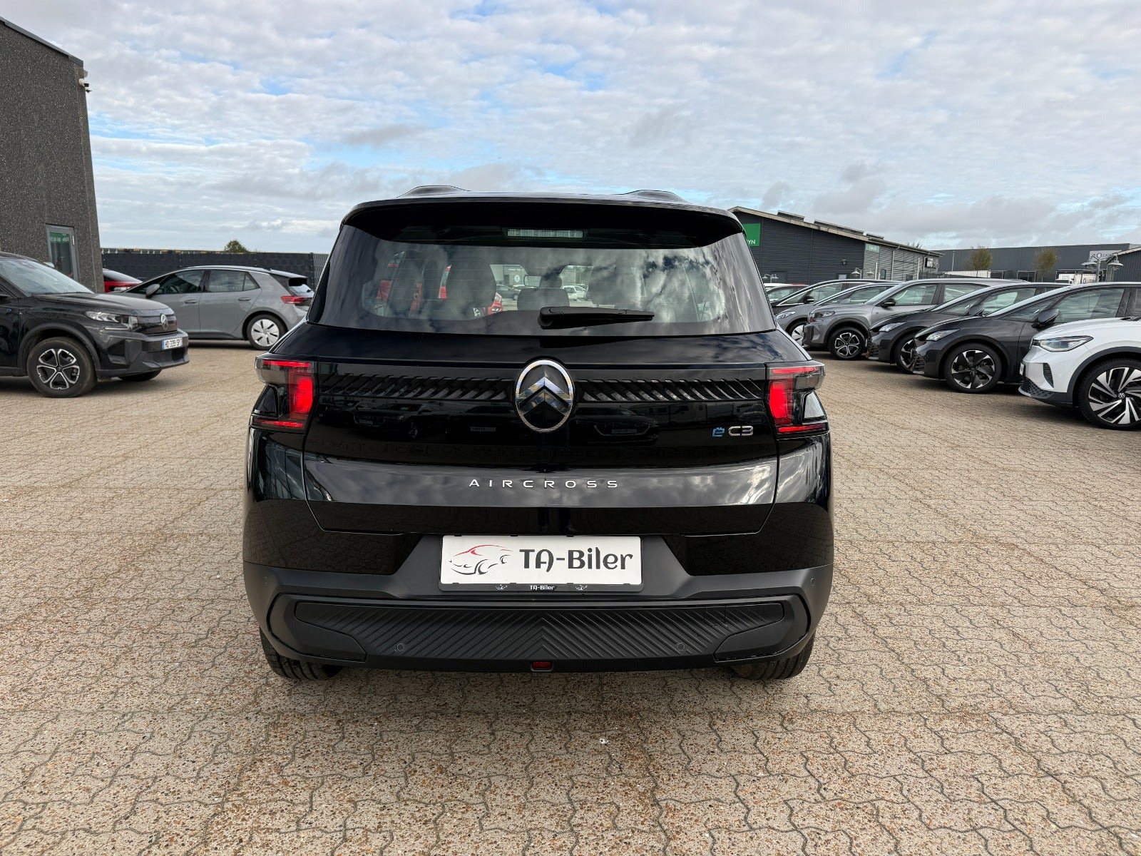 Sort Citroën e-C3 Aircross fra 2025