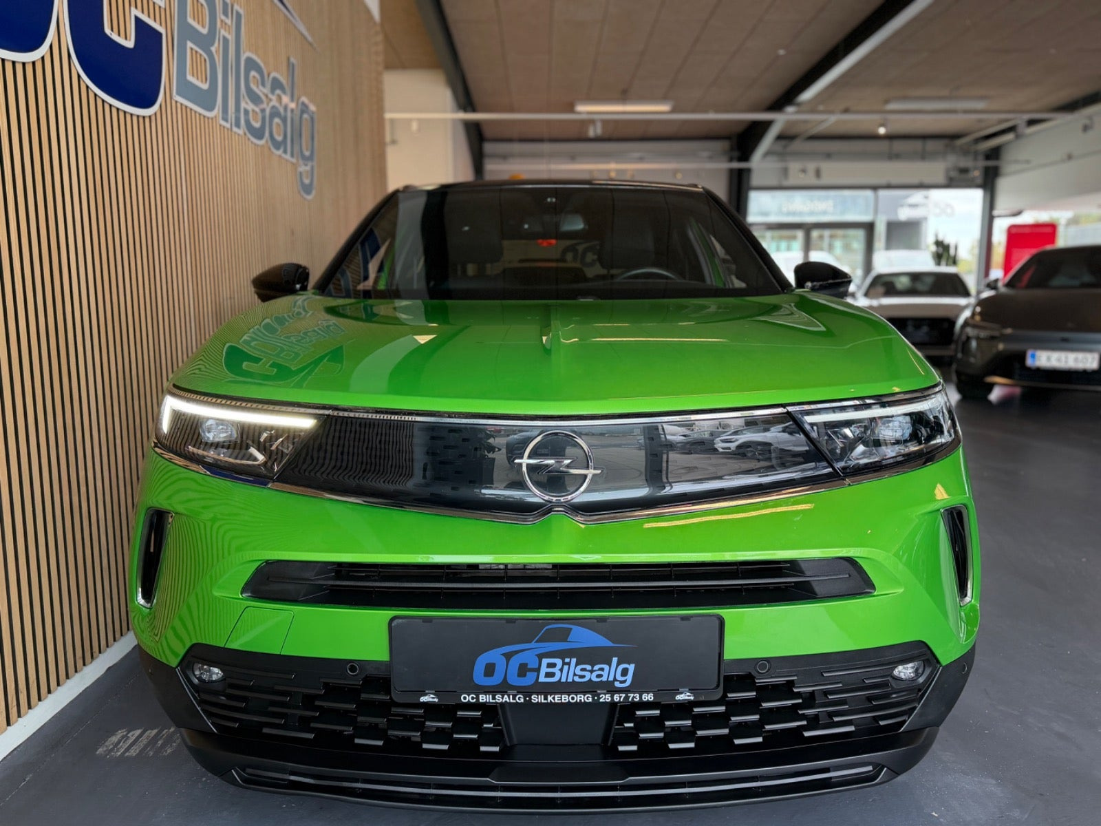 Grøn Opel Mokka-e fra 2022