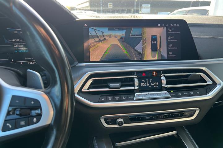 Sort BMW X5 fra 2020