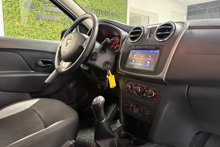 undefined Dacia Sandero Stepway fra 2016