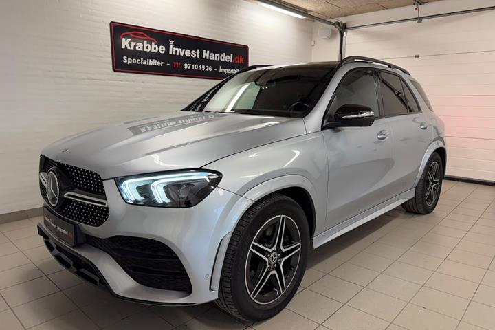 Sølv Mercedes GLE350 de fra 2022
