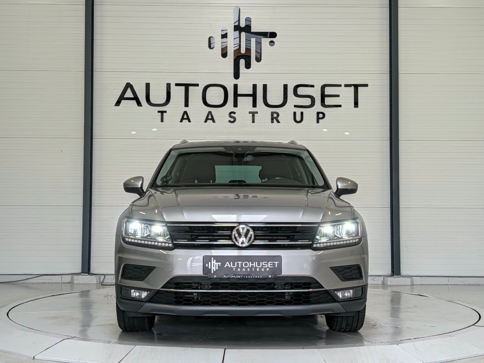 Sølv VW Tiguan fra 2018
