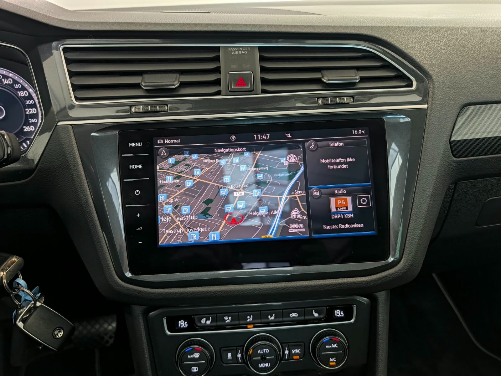 Sølv VW Tiguan fra 2018