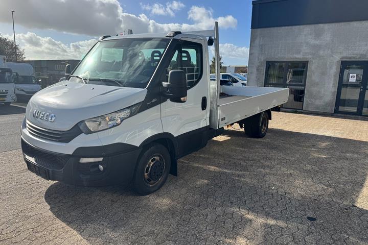 Hvid Iveco Daily fra 2019