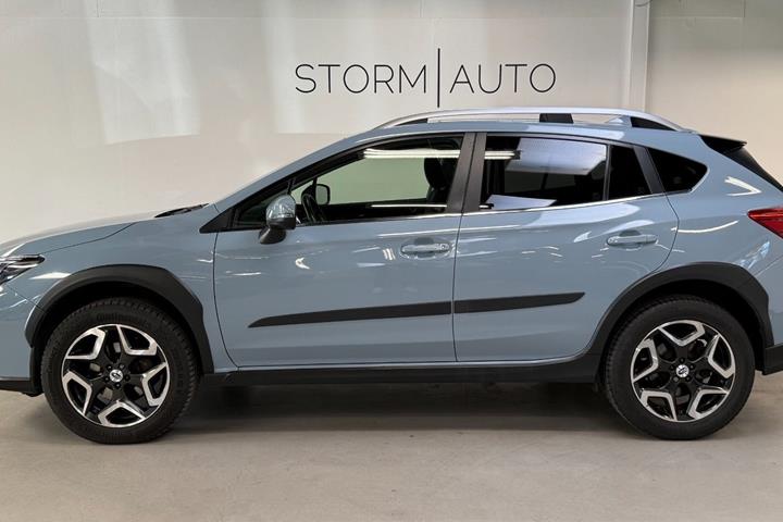 Blå Subaru XV fra 2018