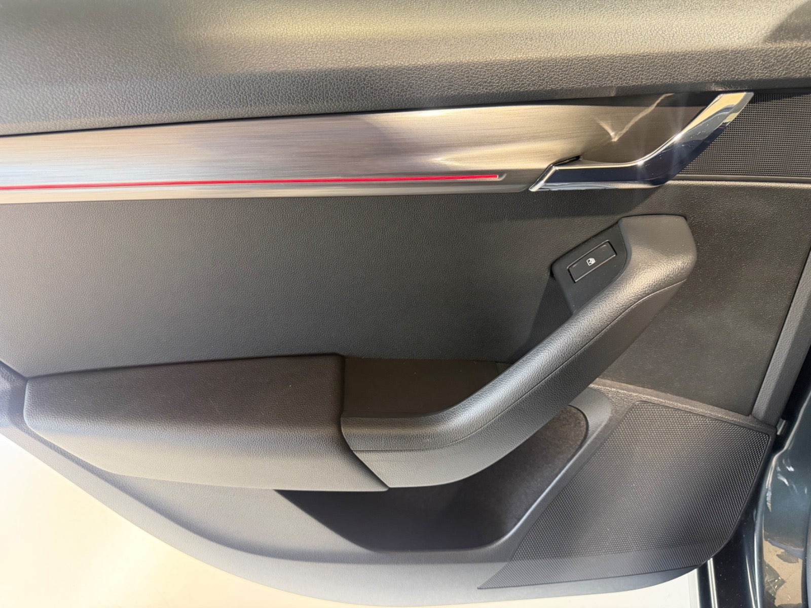 Grå Skoda Octavia fra 2019
