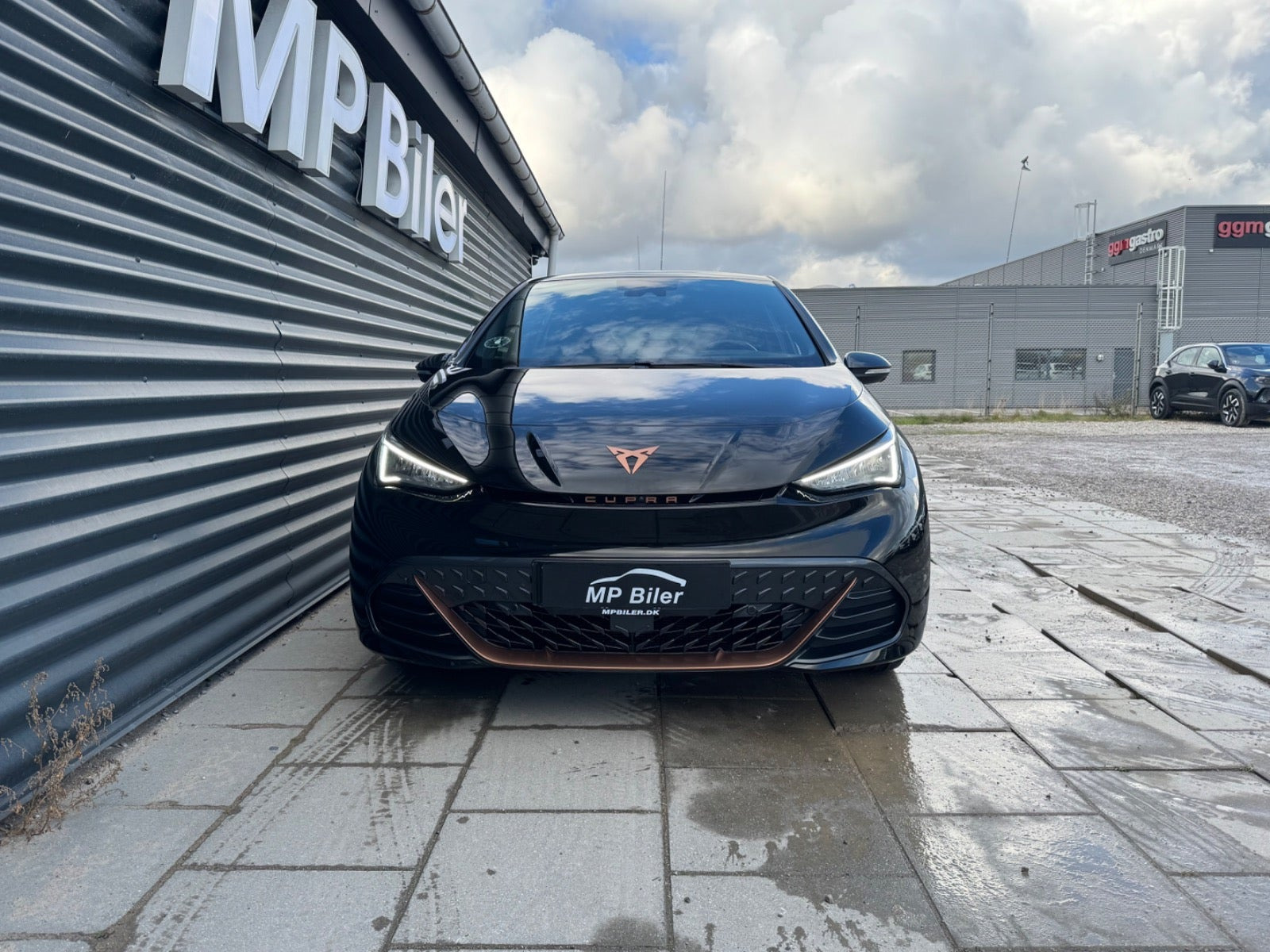 Sort Cupra Born fra 2026