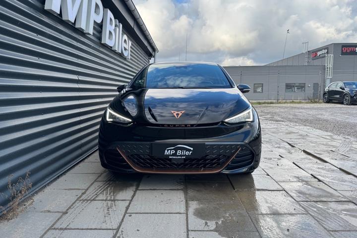 Sort Cupra Born fra 2026