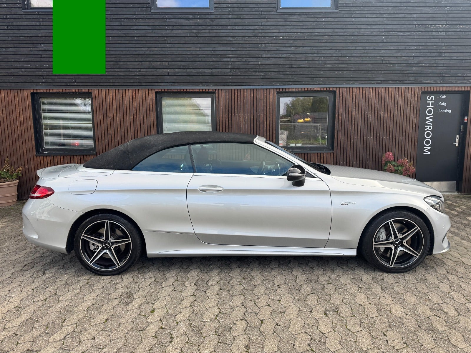 Sølv Mercedes C43 fra 2017