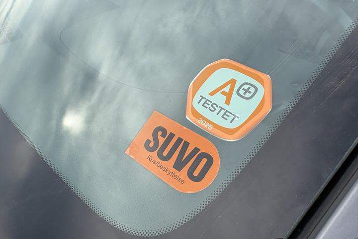 Grå Hyundai Kona fra 2020
