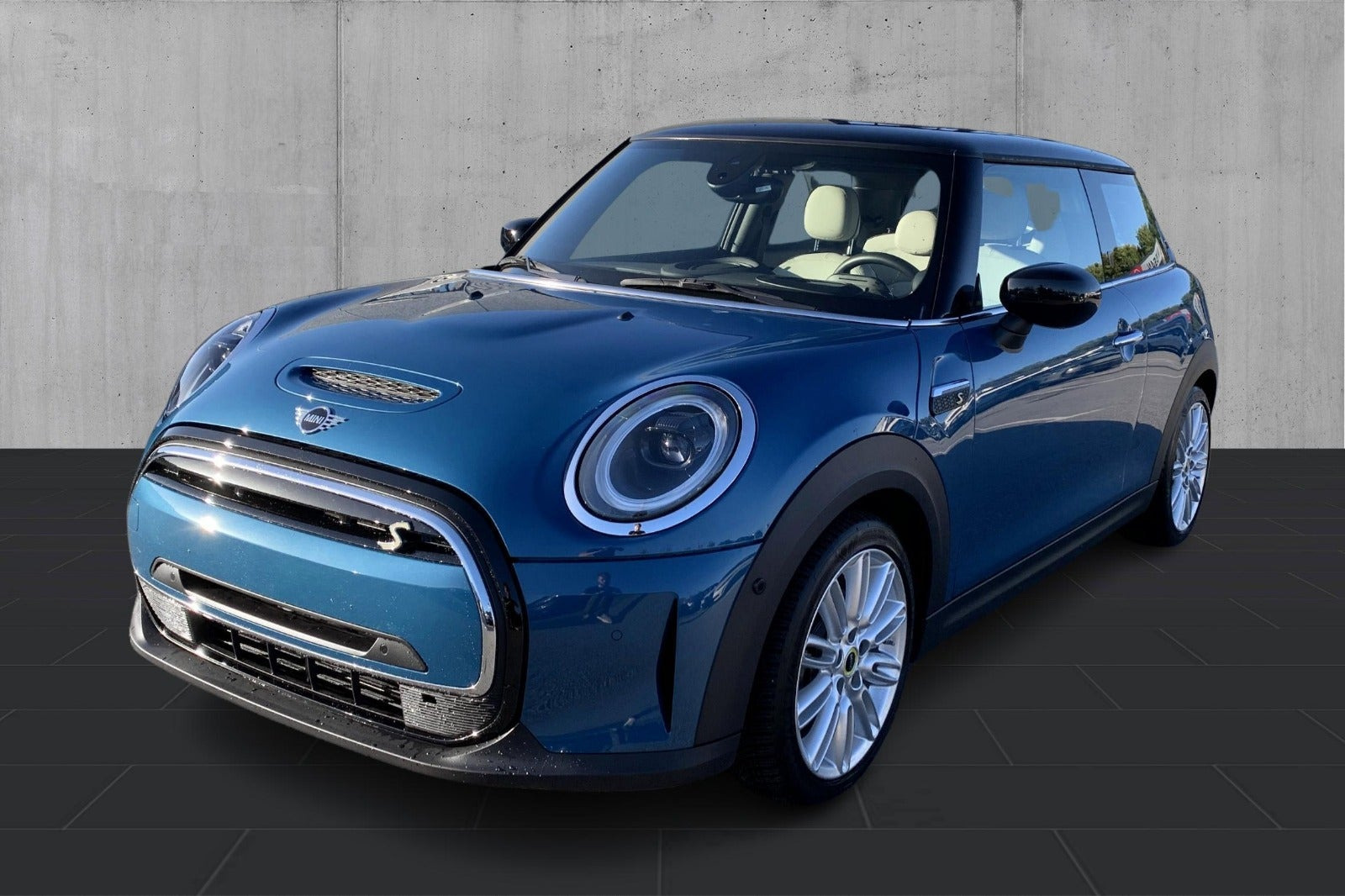 undefined Mini Cooper SE fra 2023