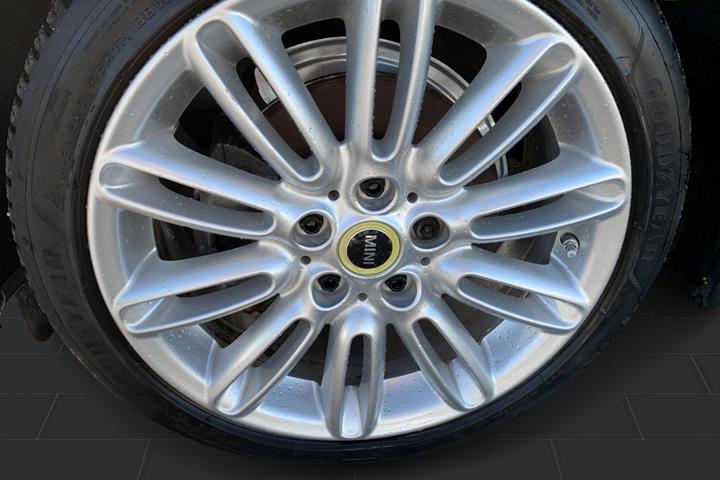 undefined Mini Cooper SE fra 2023