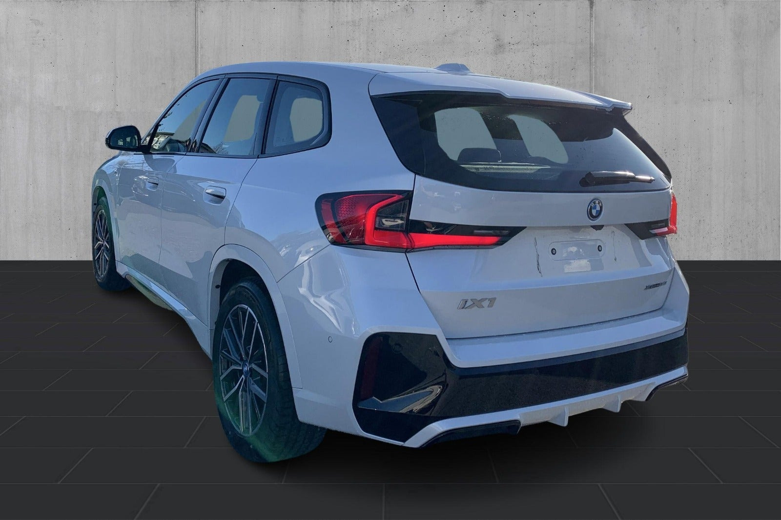 undefined BMW iX1 fra 2023
