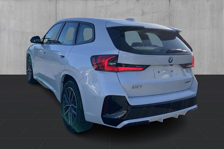 undefined BMW iX1 fra 2023