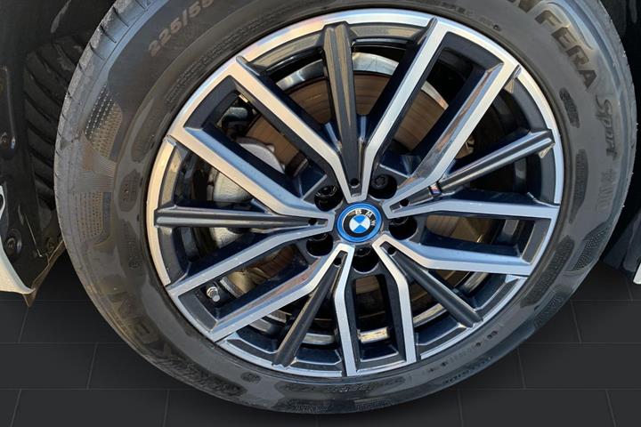 undefined BMW iX1 fra 2023
