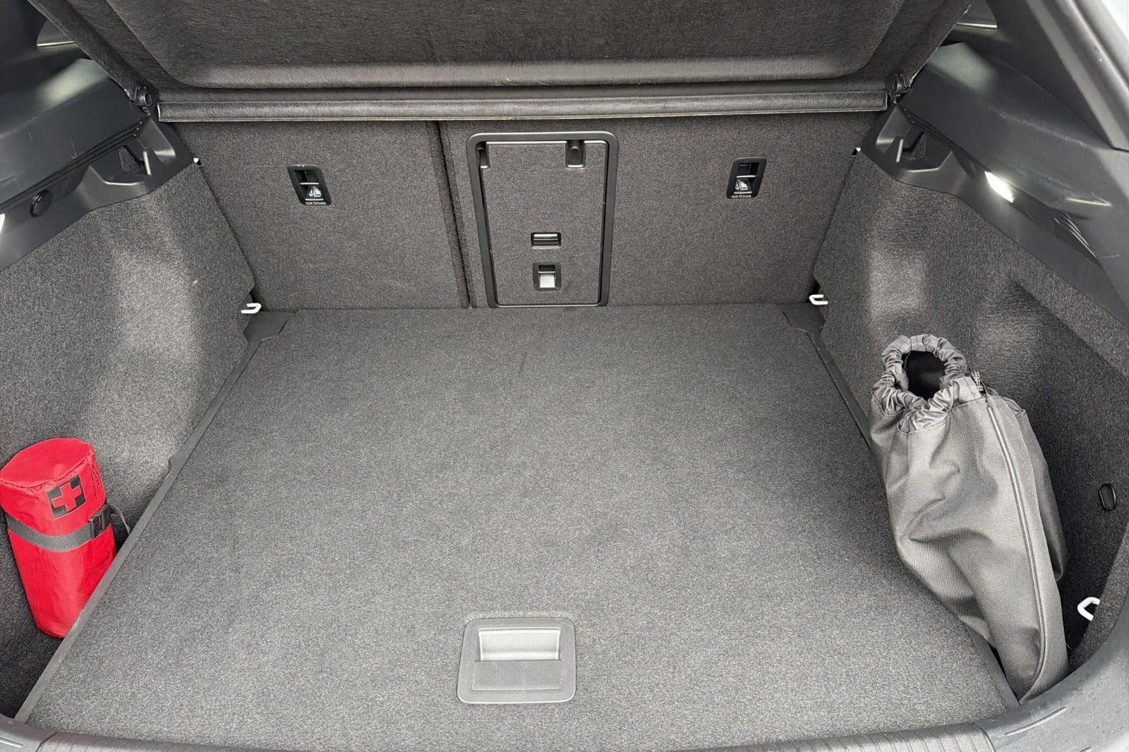 Hvid VW ID.4 fra 2025