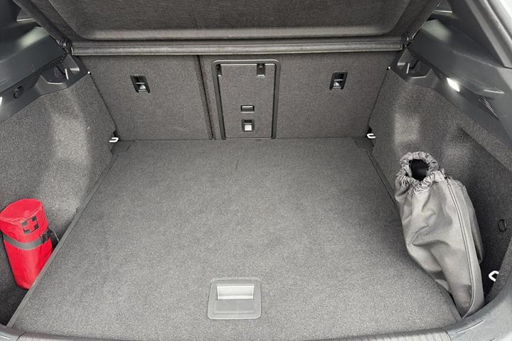 Hvid VW ID.4 fra 2025