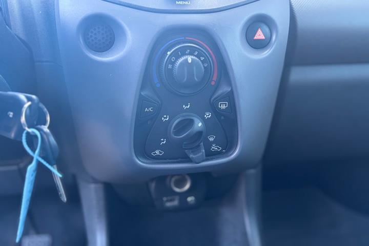 Hvid Peugeot 108 fra 2019