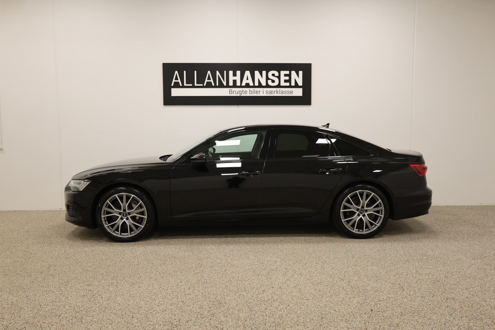 Sort Audi A6 fra 2021