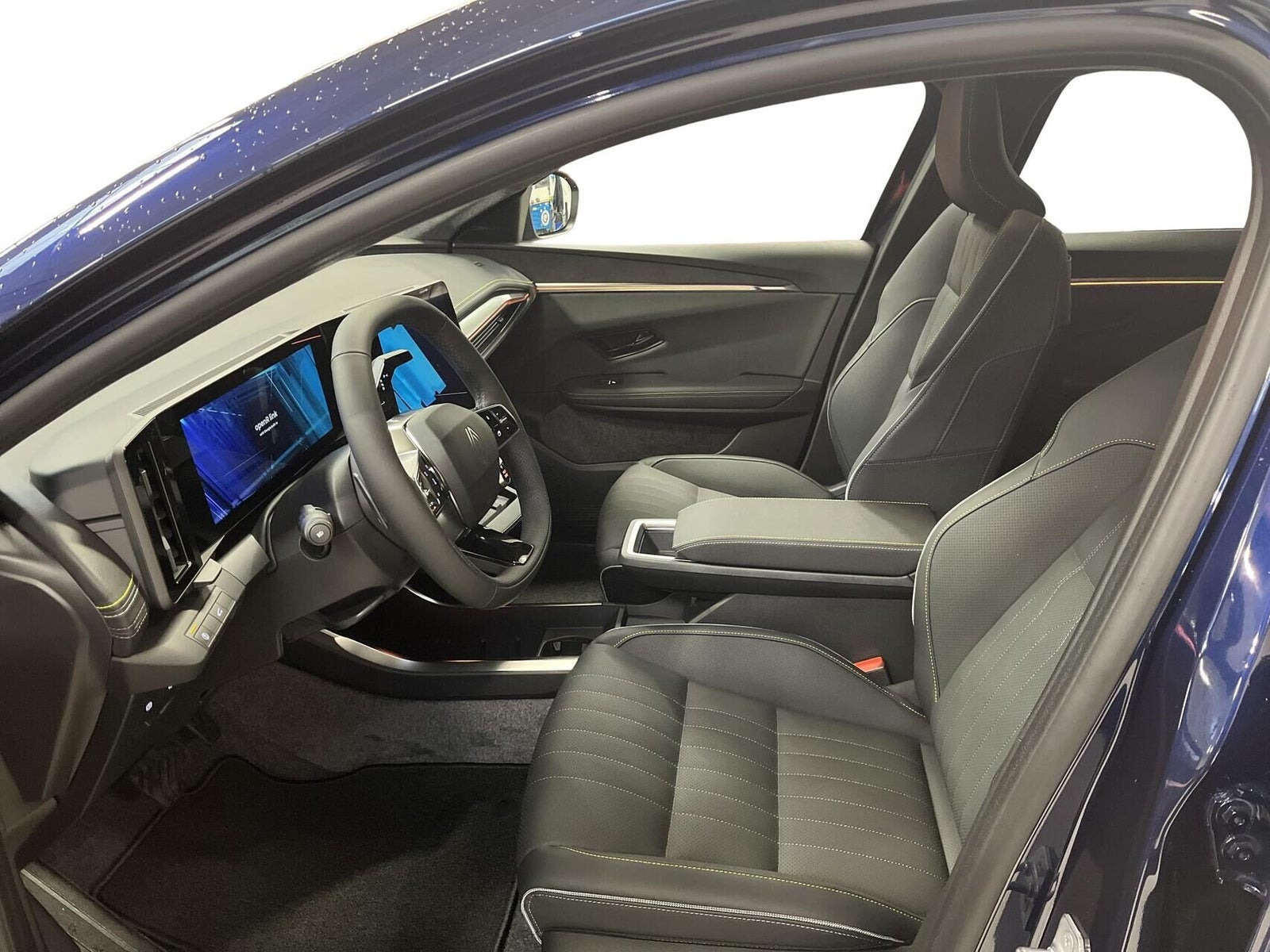 Blå Renault Scenic E-Tech fra 2026