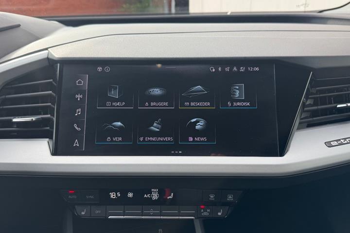 Hvid Audi Q4 e-tron fra 2022
