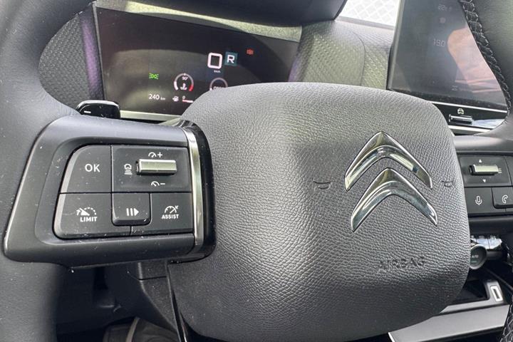 undefined Citroën C4 fra 2023