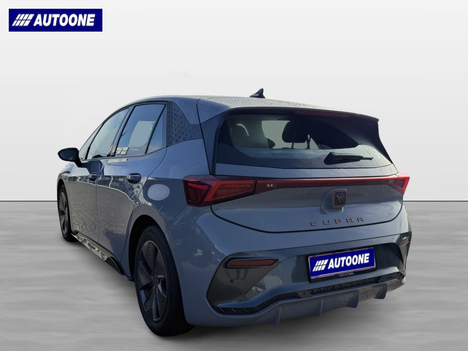 Grå Cupra Born fra 2024