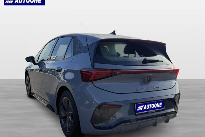 Grå Cupra Born fra 2024