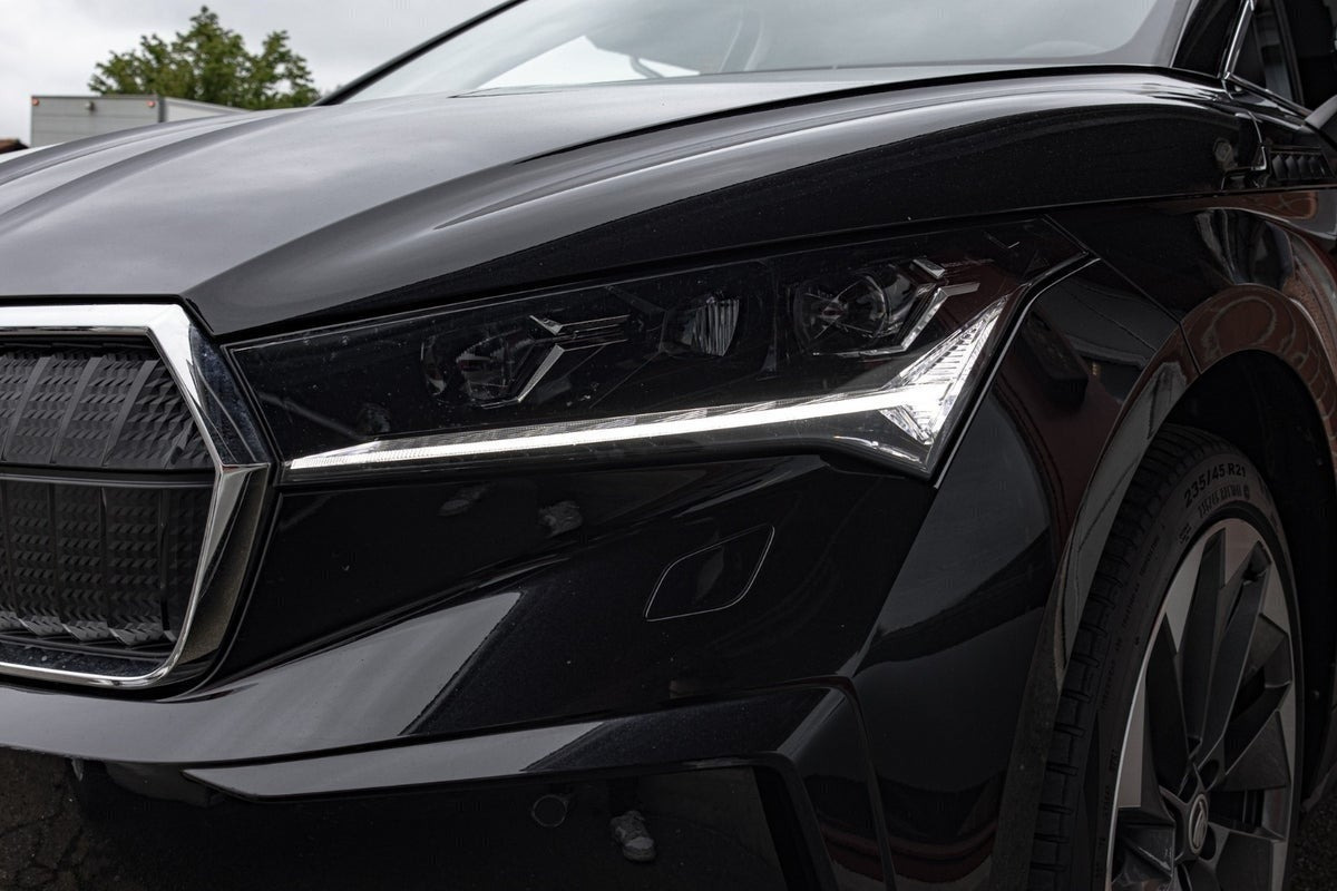 Sort Skoda Enyaq fra 2021