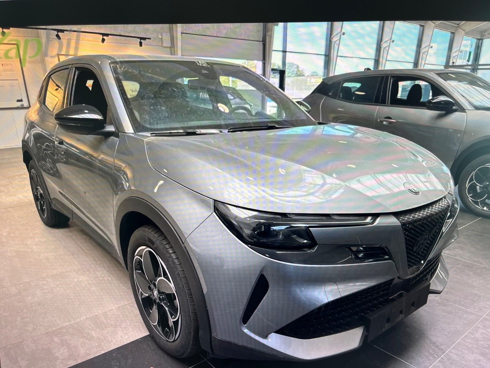Sølv Alfa Romeo Junior fra 2025