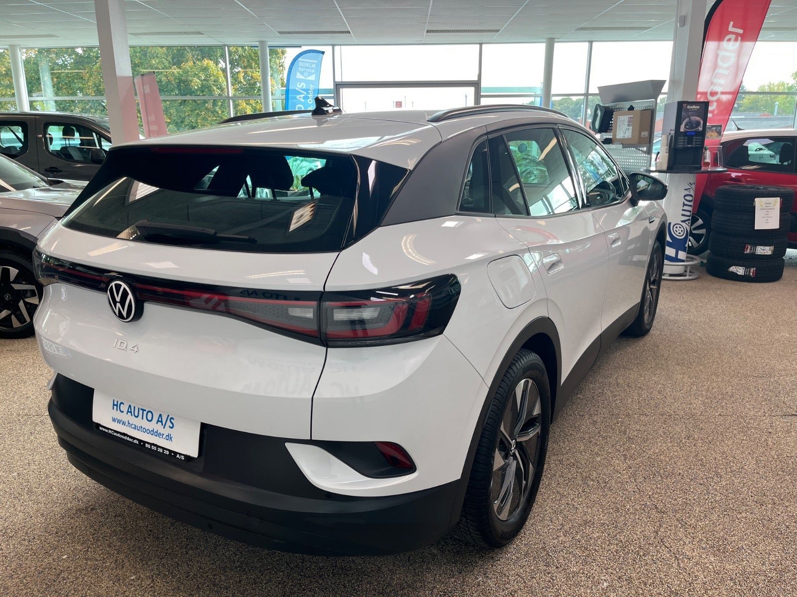 Hvid VW ID.4 fra 2023
