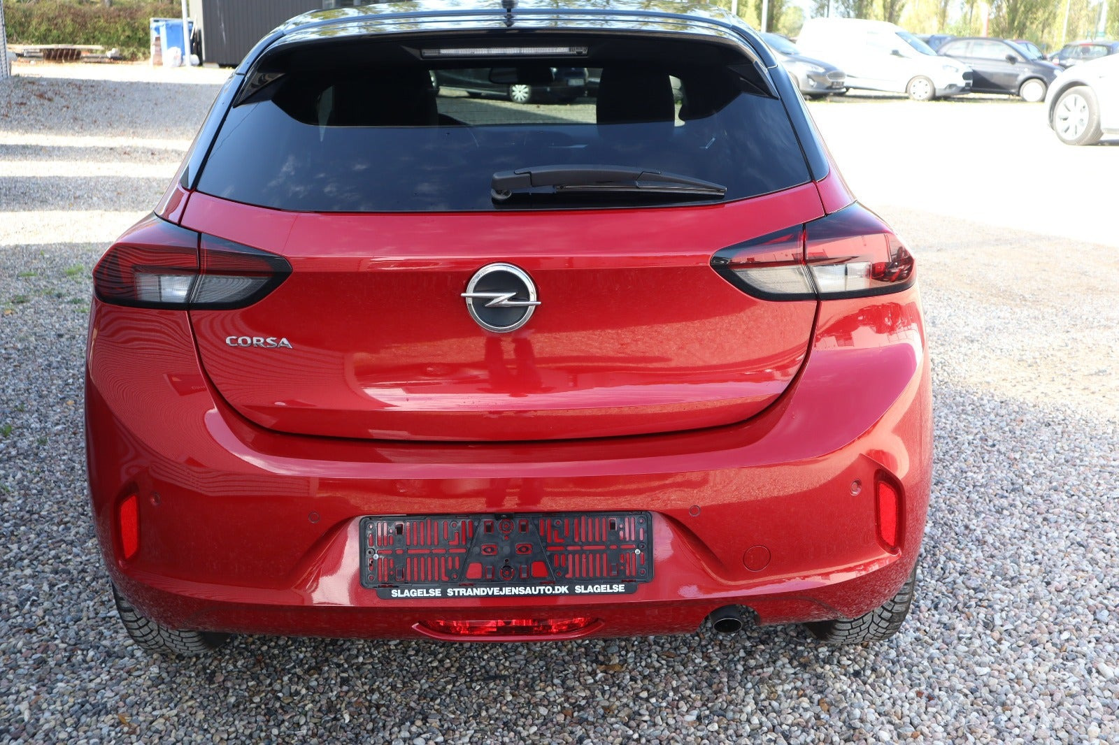 Rød Opel Corsa fra 2023
