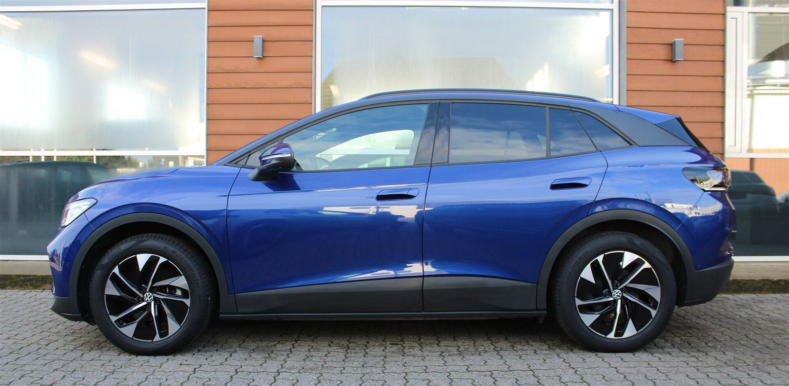 Blå VW ID.4 fra 2025