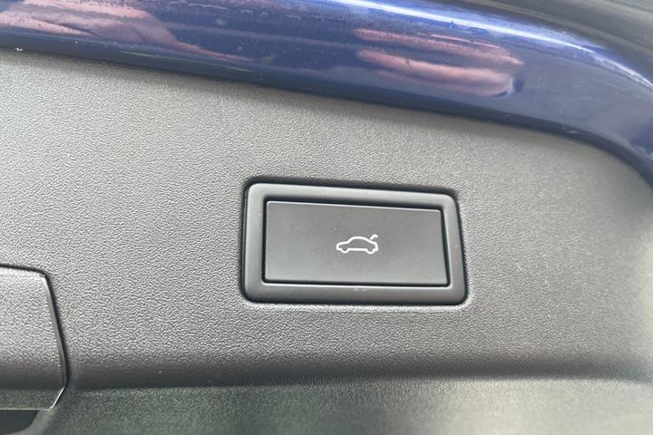Blå VW ID.4 fra 2025
