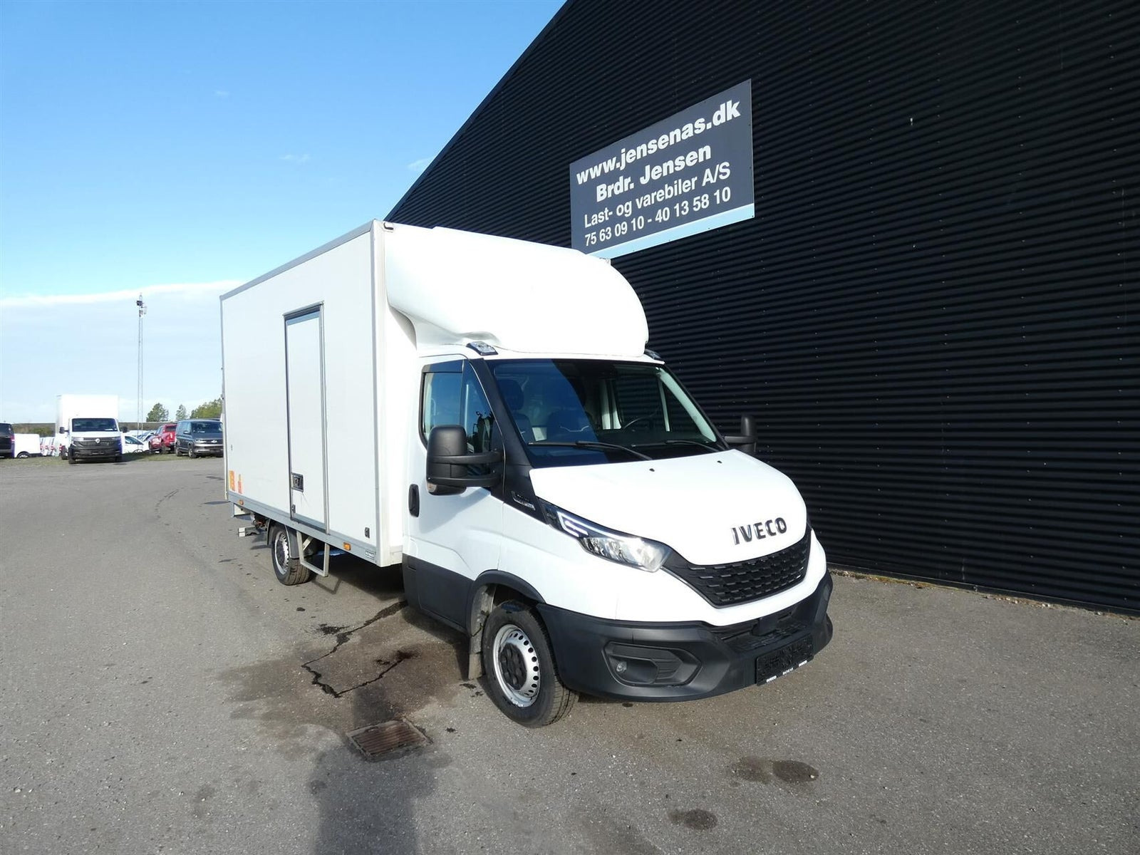 Iveco Daily 2,3 35S16 Alukasse m/lift AG8
